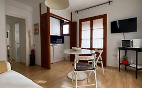 ALOJA SEVILLA - Apartamento en Calle Lagar. Centro